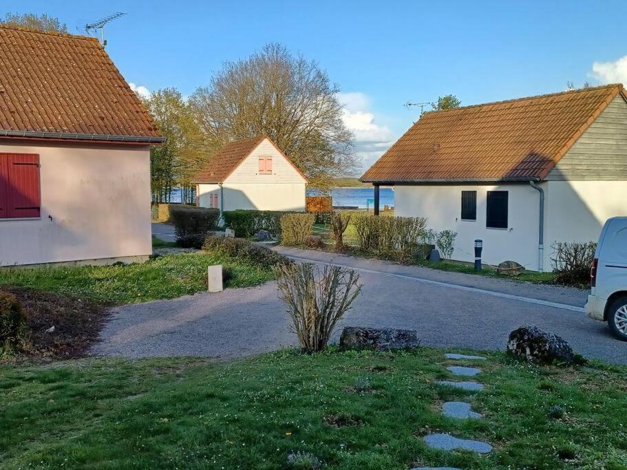 La Maison Bleu Du Lac De Celine Жиффомон-Шампобер Экстерьер фото