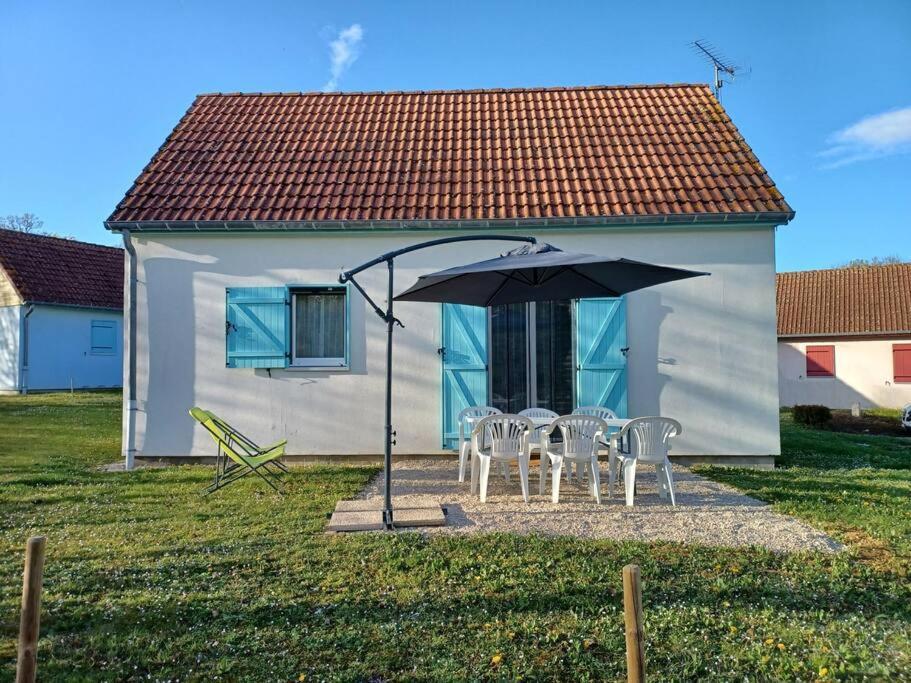 La Maison Bleu Du Lac De Celine Жиффомон-Шампобер Экстерьер фото